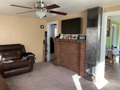 85 S cottage LR