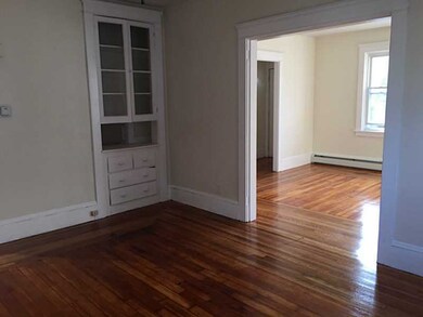 17 Algonquin St, Providence, RI 02907 - photo 6