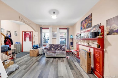 764 E 230th St, Bronx, NY 10466 - photo 3