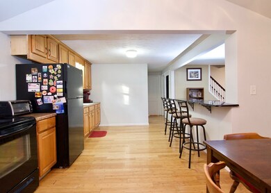 74 Brighton St, Springfield, MA 01118 - photo 7