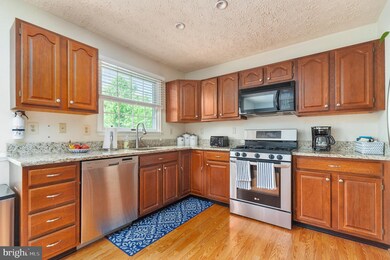 1002 Tasker Ln, Arnold, MD 21012 - photo 6