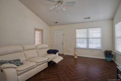 2135 Wexford Way, Statesville, NC 28625 - photo 5