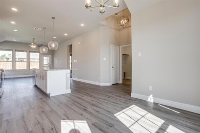 717 Hackamore St, White Settlement, TX 76108 - photo 5