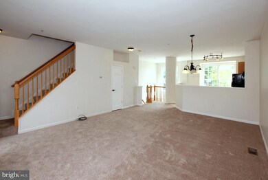 7128 Ladd Cir, Frederick, MD 21703 - photo 3