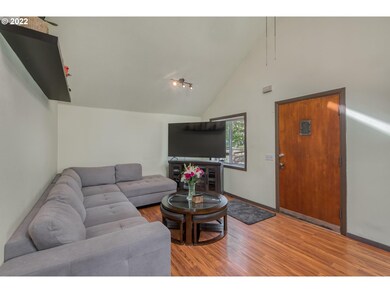 6714 NE Chestnut St, Hillsboro, OR 97124 - photo 4