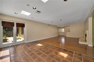 22116 Independencia St, Woodland Hills, CA 91364 - photo 5