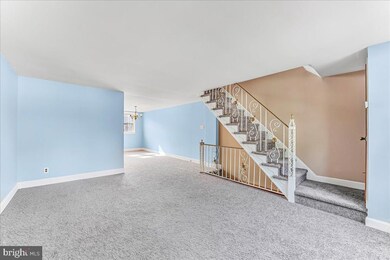 324 W Rively Ave, Glenolden, PA 19036 - photo 5