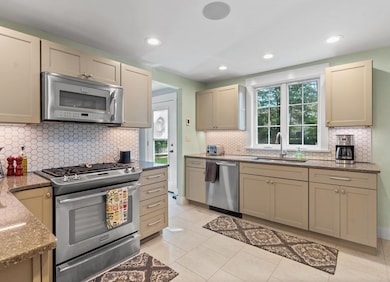 191 Manning St, Hudson, MA 01749 - photo 7