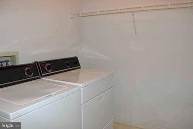 4073 Buttonwood Dr, Mount Joy, PA 17552 - photo 7