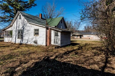 203 S Ozark St, Prairie Grove, AR 72753 - photo 2