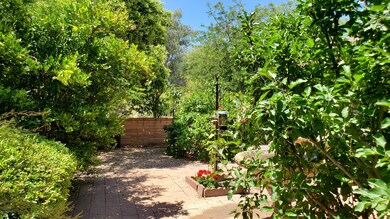 Very private Backyard/with brick pavers