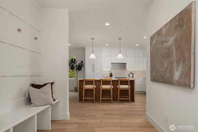 7018 127th Ave NE, Kirkland, WA 98033 - photo 3