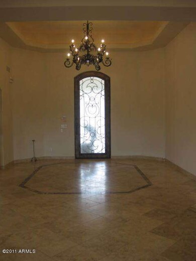 GRAND FOYER