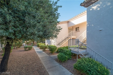 4555 E Sahara Ave unit 276, Las Vegas, NV 89104 - photo 2