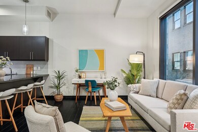 655 Hope unit 1006, Los Angeles, CA 90017 - photo 2