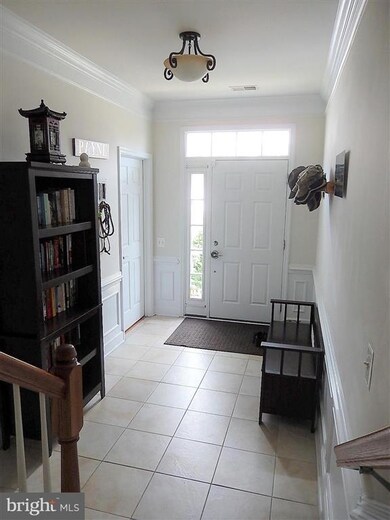 14528 Crossfield Way unit 27, Woodbridge, VA 22191 - photo 2