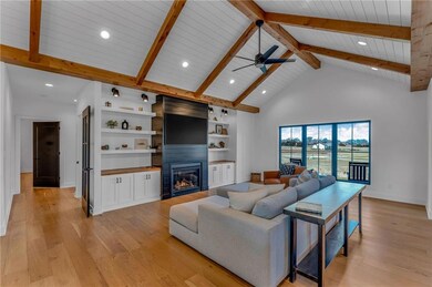 1072 E 1466 Rd, Lawrence, KS 66046 - photo 5