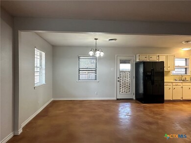 1313 Fieldcrest, New Braunfels, TX 78130 - photo 7