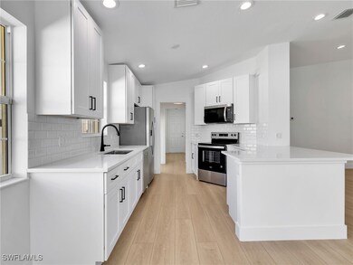 8205 Xenia Ln, Naples, FL 34114 - photo 3