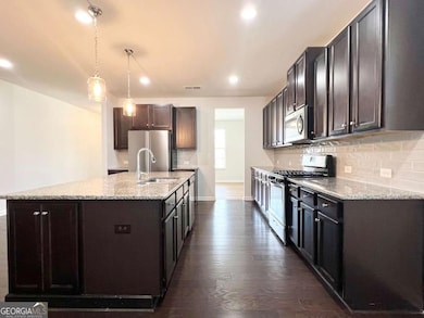 370 Broadmoor Dr, Braselton, GA 30517 - photo 7