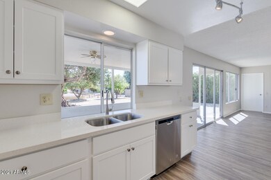 10214 W EDGEWOOD DR Sun City AZ 85351