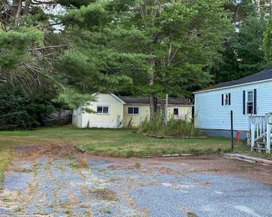 190 W Franklin Rd, Franklin, ME 04634 - photo 3