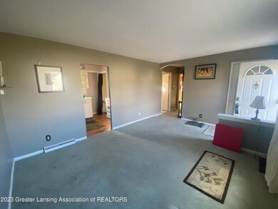 1217 Poxson Ave, Lansing, MI 48910 - photo 5