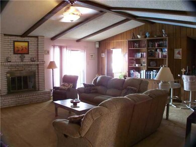 10129 Stoneway Dr, El Paso, TX 79925 - photo 4