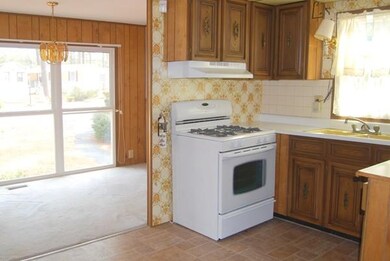 120 Castle Dr unit 120, West Wareham, MA 02576 - photo 4