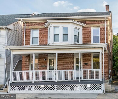 202 Park St, Waynesboro, PA 17268 - photo 4