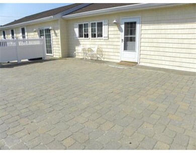 192 Atlantic Ave, Seabrook, NH 03874 - photo 2