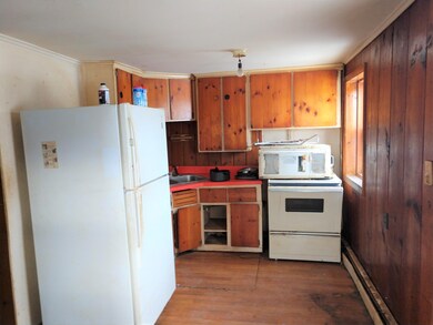 Kitchen 1.1 in Room 1