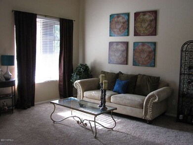 3716 W Danali Dr Living room
