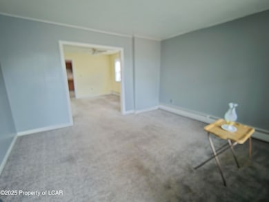 23 Saint David St, Wilkes-Barre, PA 18705 - photo 6