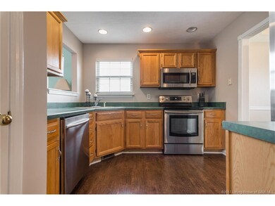 1014 Brookstone Ct, Georgetown, IN 47122 - photo 3