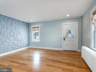 207 W Ashland Ave, Glenolden, PA 19036 - photo 5