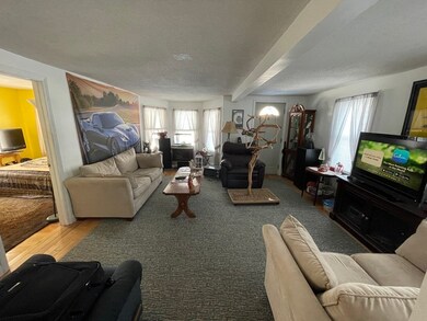 4 Theresa St, South Dartmouth, MA 02748 - photo 4