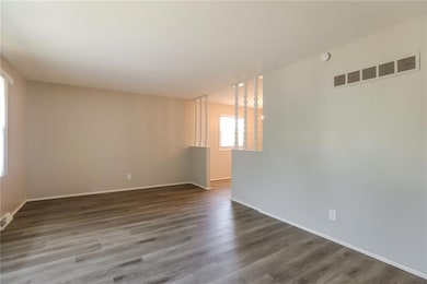 7718 NE 54th St, Kansas City, MO 64119 - photo 3