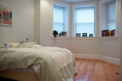 1089 Beacon St unit 1, Brookline, MA 02446 - photo 5