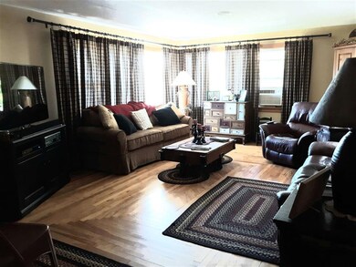 68 Charlestown Rd, Claremont, NH 03743 - photo 4