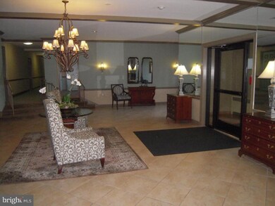 346 E Lancaster Ave unit 406, Wynnewood, PA 19096 - photo 4