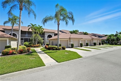 14281 Hickory Links Ct unit 1425, Fort Myers, FL 33912 - photo 2