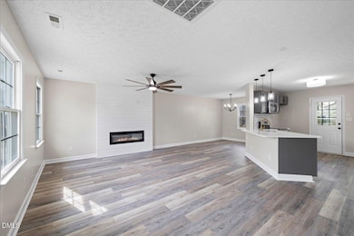 10-3714 Phillips Way W