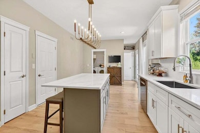 5692 Sugarwood Dr, New Albany, OH 43054 - photo 4