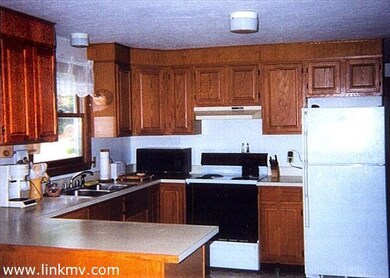 34 Pilgrim Rd, Edgartown, MA 02539 - photo 4