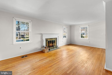 17729 Lochness Cir, Olney, MD 20832 - photo 6