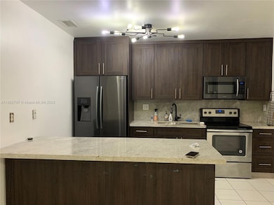 3298 W 70th St unit 101, Hialeah, FL 33018 - photo 4