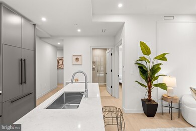 2121 Ward Place NW unit 403, Washington, DC 20037 - photo 5