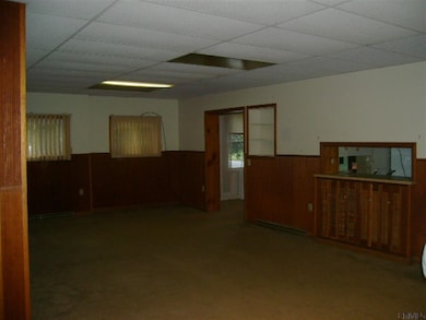 121 Division St, Saratoga Springs, NY 12866 - photo 5