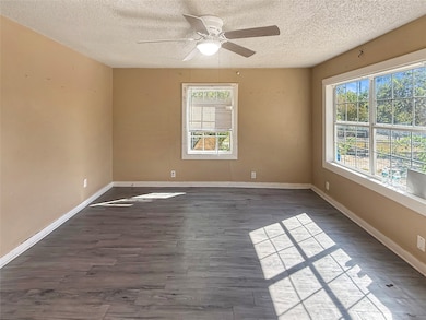 1607 Southtrees St, Irving, TX 75060 - photo 5